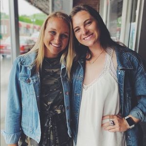 Meet your Posher, Briana